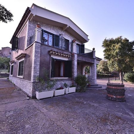 Villa Caterina, Alle Pendici Del Vulcano Etna Viagrande Exterior photo