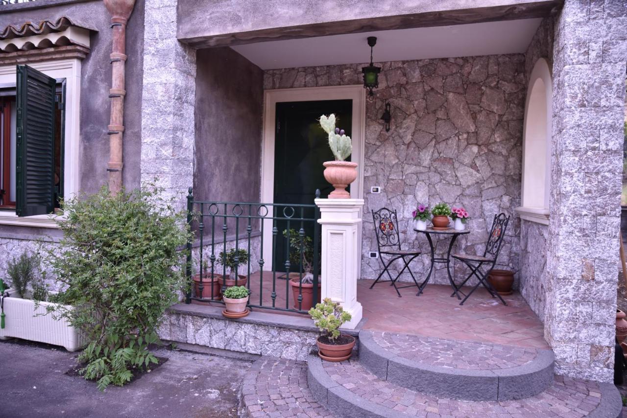 Villa Caterina, Alle Pendici Del Vulcano Etna Viagrande Exterior photo