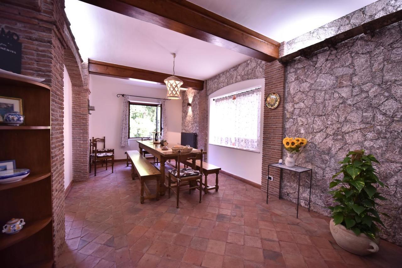 Villa Caterina, Alle Pendici Del Vulcano Etna Viagrande Exterior photo